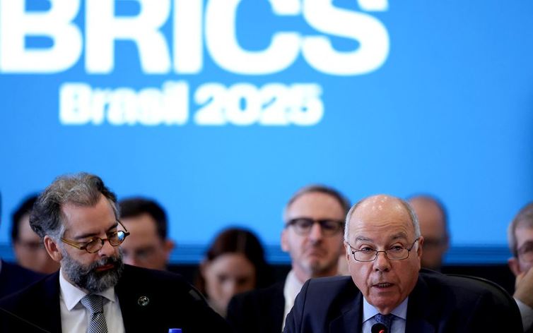 Ministro Mauro Vieira defende reforma global e multilateralismo em reunião do Brics Brasil