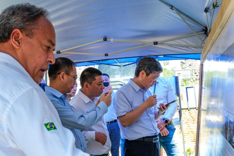Brasil e China discutem implantação do Corredor Bioceânico Brasil-Peru