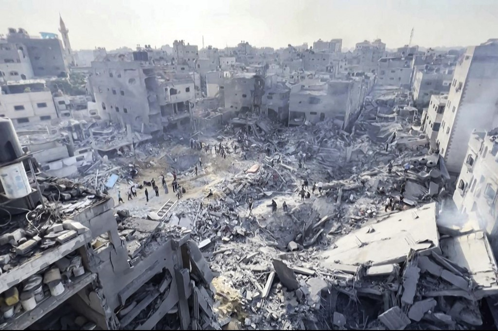 Enquanto civis enfrentam o cerco, o exército israelense amplia ofensiva após fim do cessar-fogo, elevando mortes desde outubro para quase 51 mil.