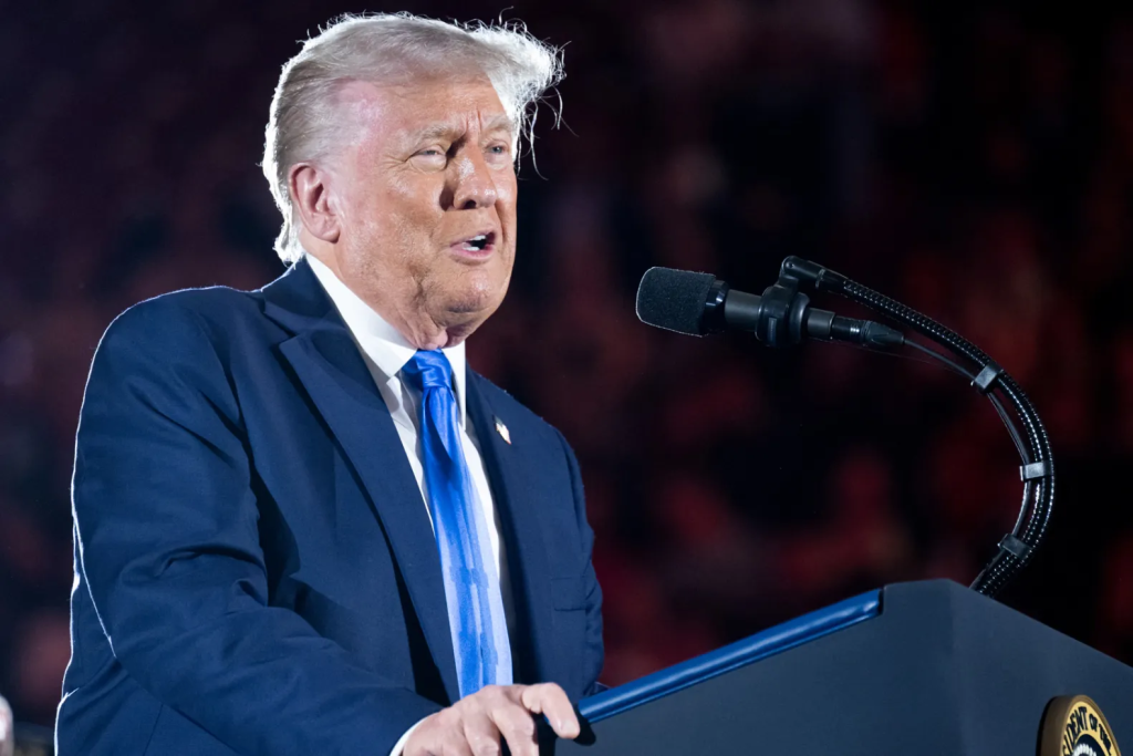 Trump sugere que republicanos comecem a expulsar democratas do Congresso