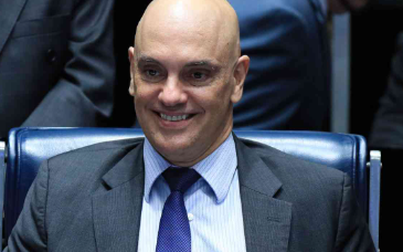 Enquanto o julgamento de uma suposta trama golpista se intensifica, o STF sinaliza que nem o cansaço será justificativa.