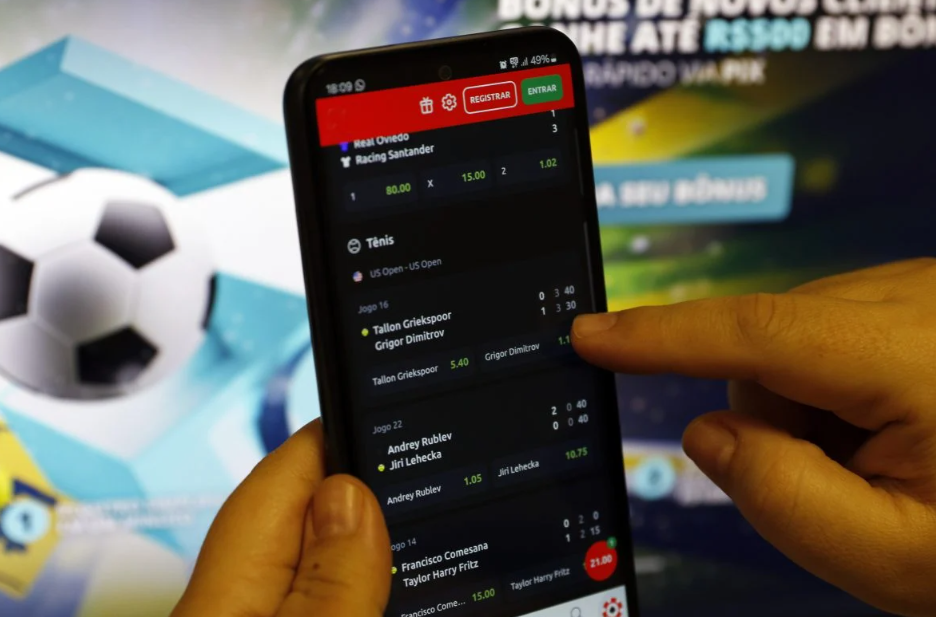 Governo propõe alta de 12% para 18% na taxação de bets, mirando R$ 4,3 bi extras para os cofres públicos; setor critica e alega risco ao mercado legal.