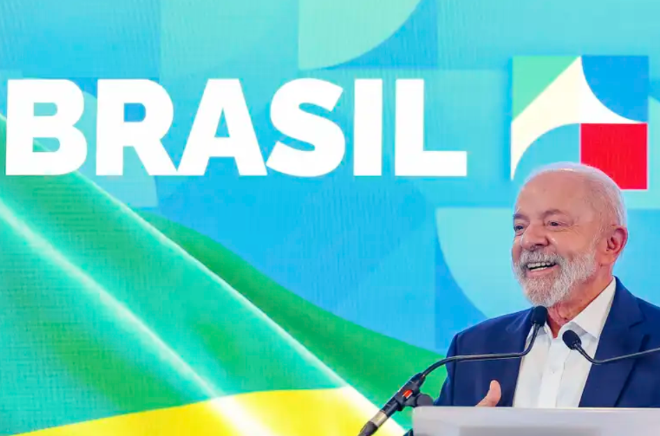 Em cenário instável, Lula lidera a corrida com folga no primeiro turno, resistindo ao avanço de nomes bolsonaristas e reafirmando sua força popular.