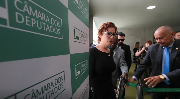 deputada Carla Zambelli (PL-SP)