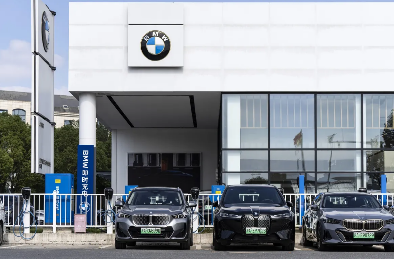 Margem de lucro dos carros BMW cai devido a tarifas dos EUA e queda na China / Bloomberg