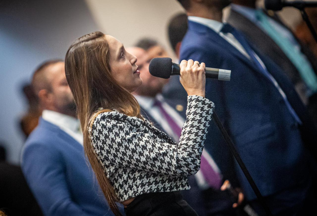 Cabeleireiras serão aliadas na luta contra o abuso