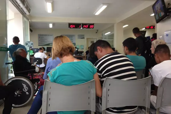 Falta de climatização adequada ameaça pacientes, profissionais e o próprio funcionamento das UTIs.