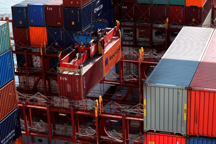 O tom de Trump se endurece, e Bruxelas já discute sanções sobre o bourbon, aviões da Boeing e investimentos americanos em solo europeu.