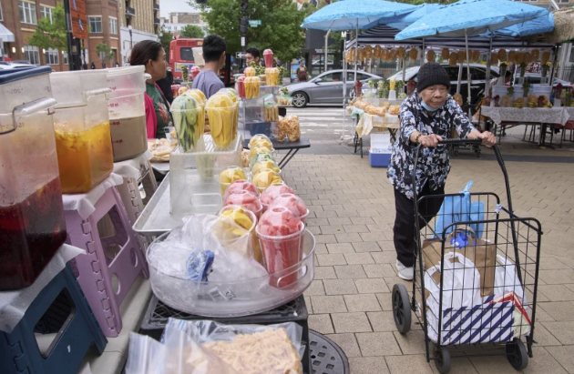 Repressão federal transforma cotidiano em silêncio e medo