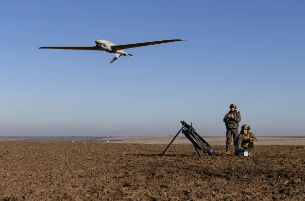 Cursos combinam estratégias antiterrorismo e resposta rápida a incidentes, preparando o país para ameaças até então improváveis.