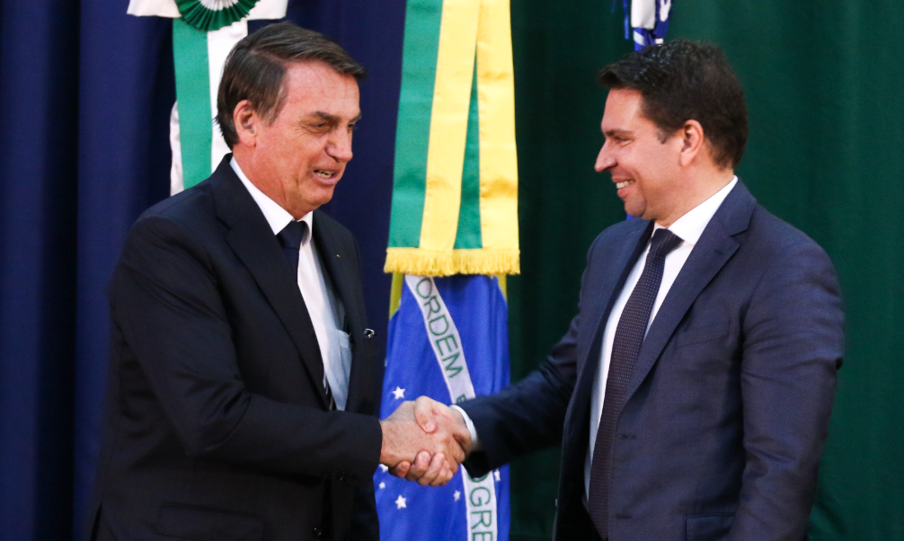 A condenação inédita de um deputado por tentativa de golpe e a suspensão parcial das acusações expõem os limites e alcances da imunidade parlamentar.