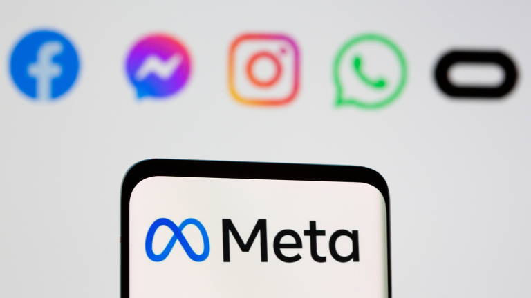 Enquanto executivos trocam cargos e bônus, a Meta corta centenas de empregos e redefine o fracasso como estratégia de eficiência.