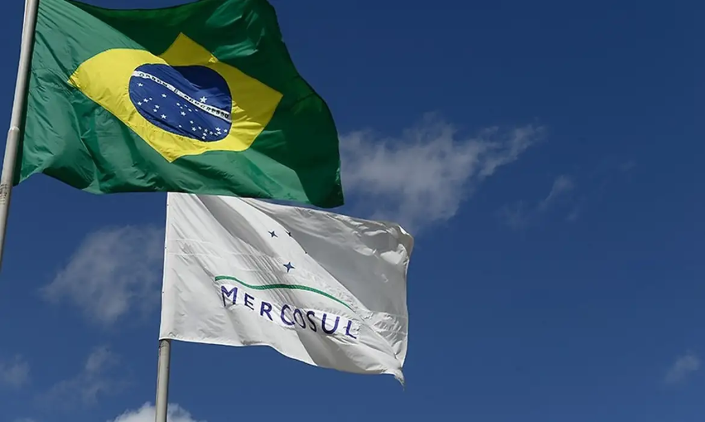 Entre ganhos empresariais e impactos sociais, o acordo Mercosul União Europeia revela quem tende a ganhar e quem pode perder.