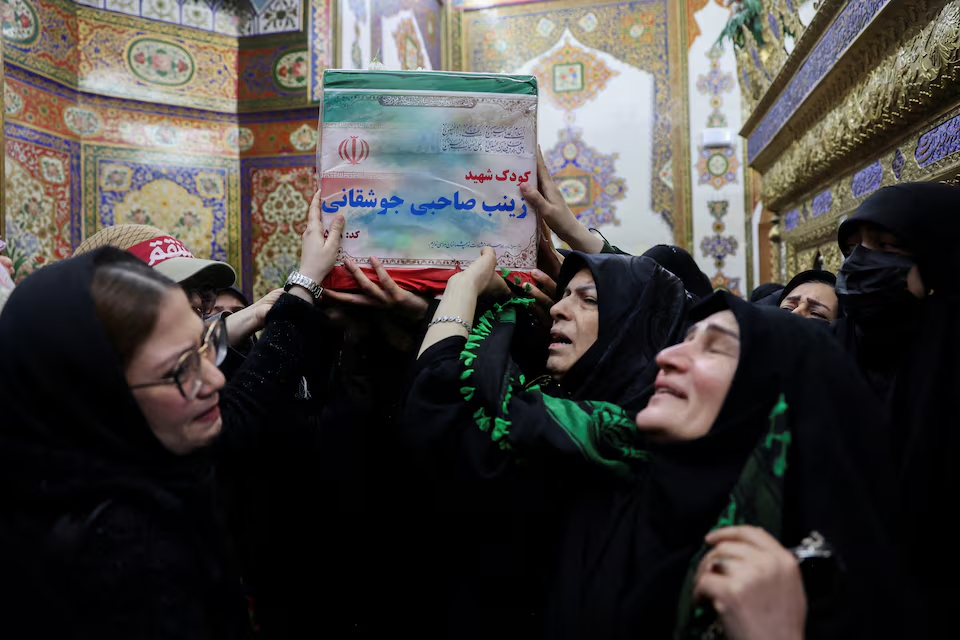 Bombardeios no Líbano, interceptações aéreas nos Emirados e tensões diplomáticas revelam um cenário de guerra cada vez mais difuso no Oriente Médio.
