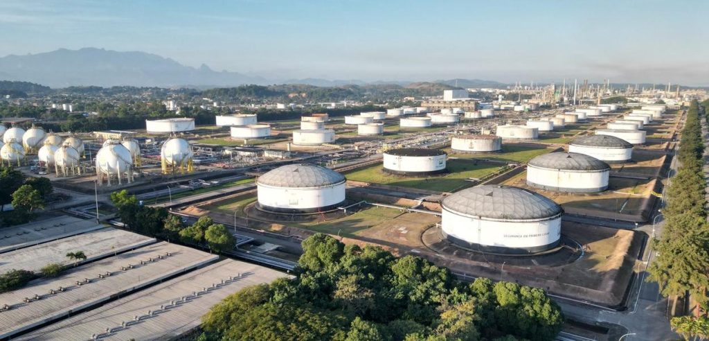 Refinarias privatizadas registram alta nos combustíveis